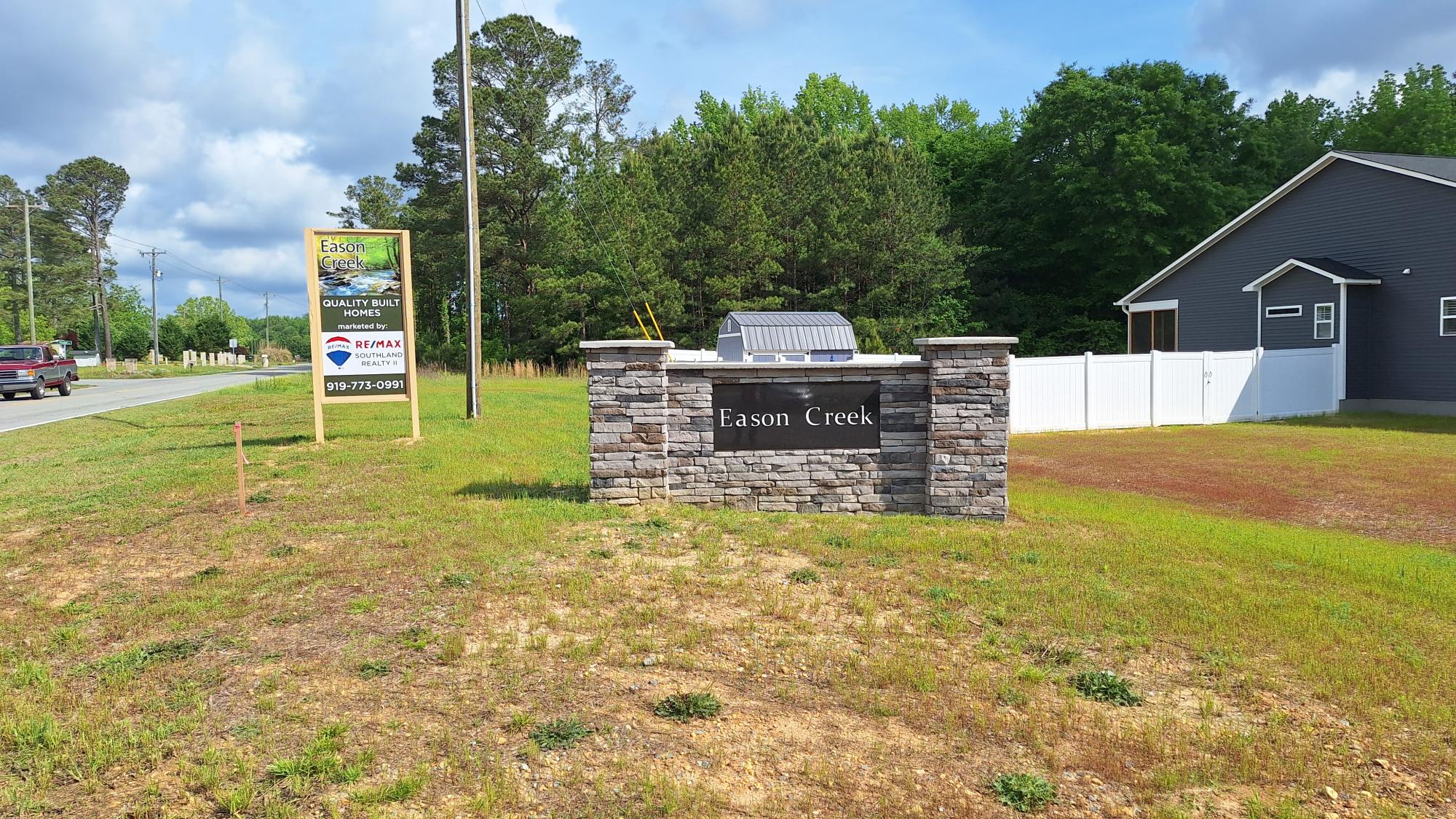 Eason Creek Sign